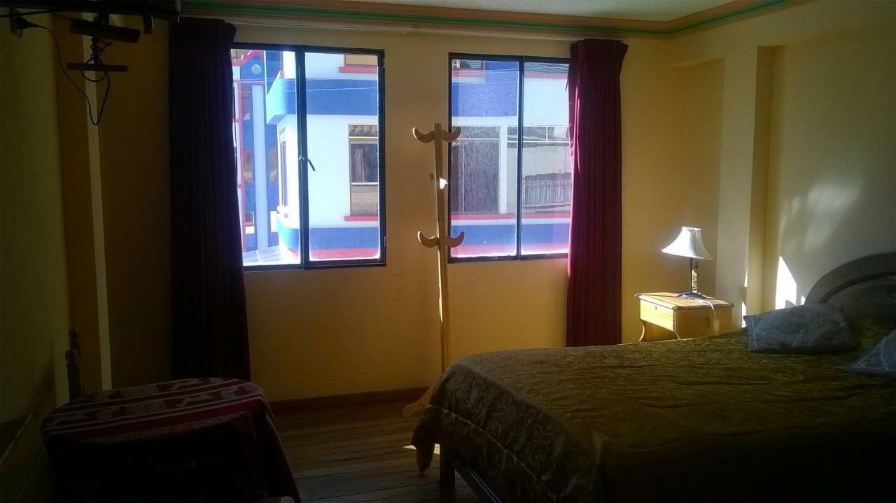 Hostal Real Los Andes Del Lago Copacabana  Exterior photo